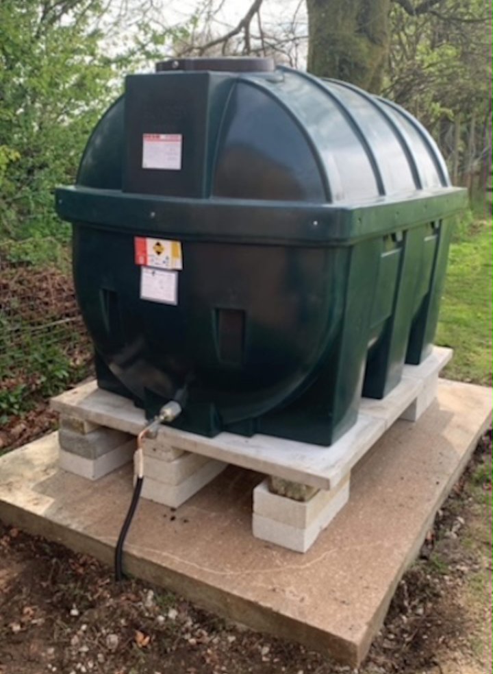 New oil tank installation with base